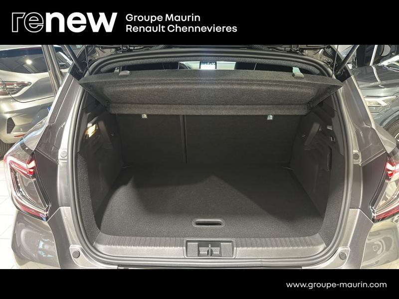 RENAULT Captur d’occasion à vendre à CHENNEVIÈRES-SUR-MARNE chez ADP - SOVEA 94 (Photo 13)