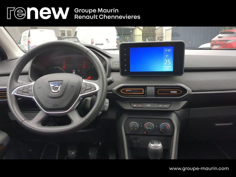 DACIA Sandero d’occasion à vendre à CHENNEVIÈRES-SUR-MARNE chez ADP - SOVEA 94 (Photo 9)
