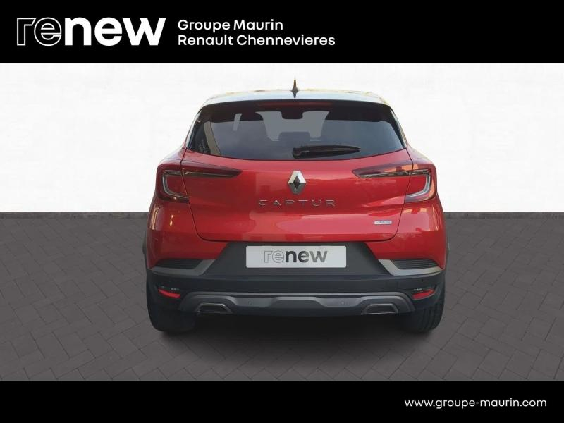 RENAULT Captur d’occasion à vendre à CHENNEVIÈRES-SUR-MARNE chez ADP - SOVEA 94 (Photo 5)