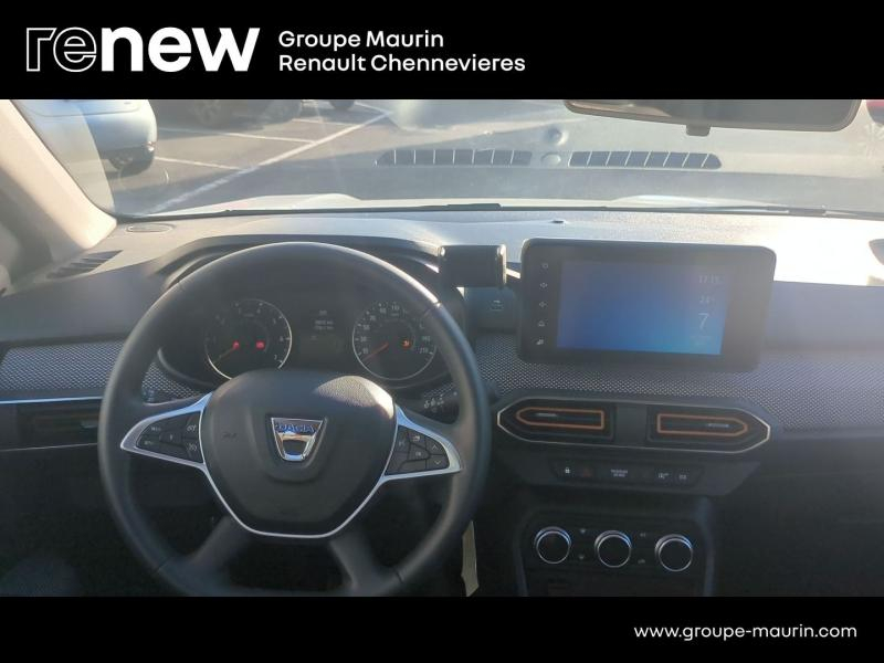 DACIA Sandero d’occasion à vendre à CHENNEVIÈRES-SUR-MARNE chez ADP - SOVEA 94 (Photo 9)