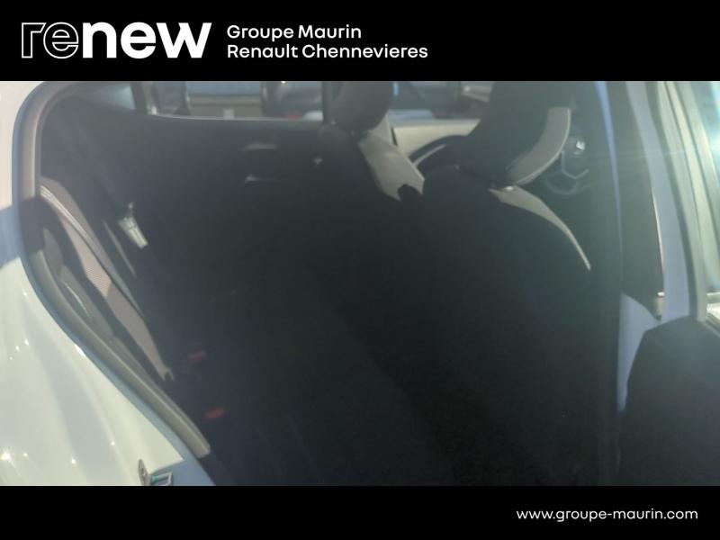 DACIA Sandero d’occasion à vendre à CHENNEVIÈRES-SUR-MARNE chez ADP - SOVEA 94 (Photo 13)