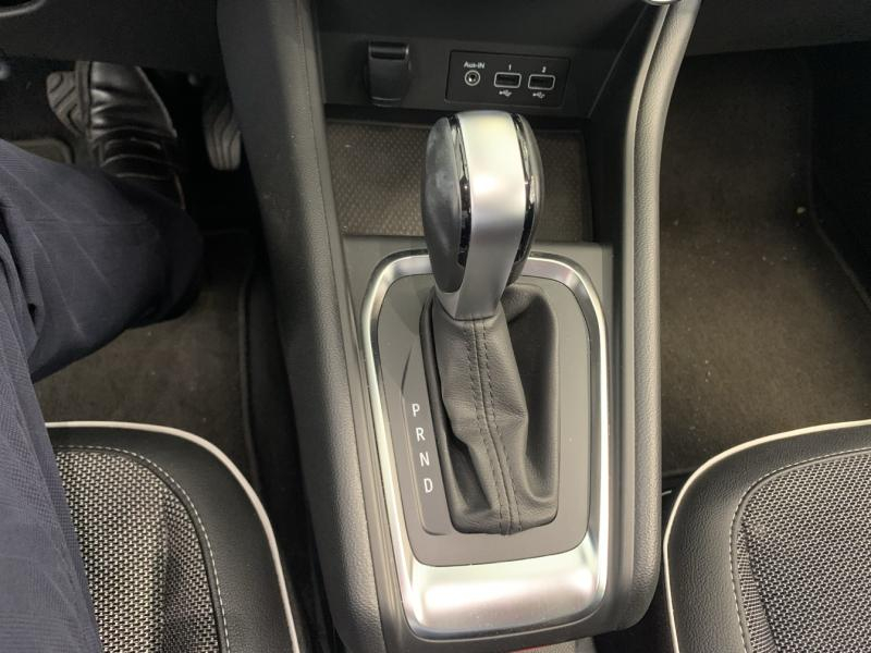 RENAULT Captur d’occasion à vendre à CHENNEVIÈRES-SUR-MARNE chez ADP - SOVEA 94 (Photo 11)