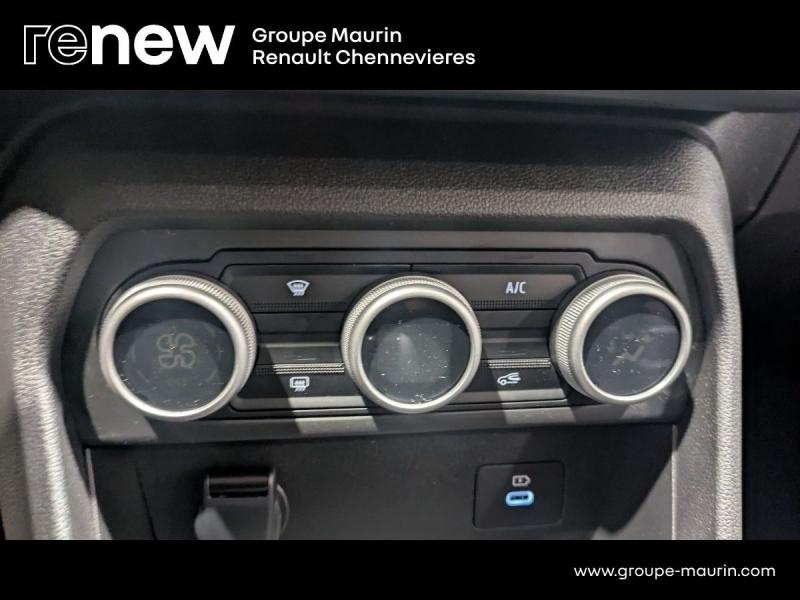 DACIA Sandero d’occasion à vendre à CHENNEVIÈRES-SUR-MARNE chez ADP - SOVEA 94 (Photo 10)