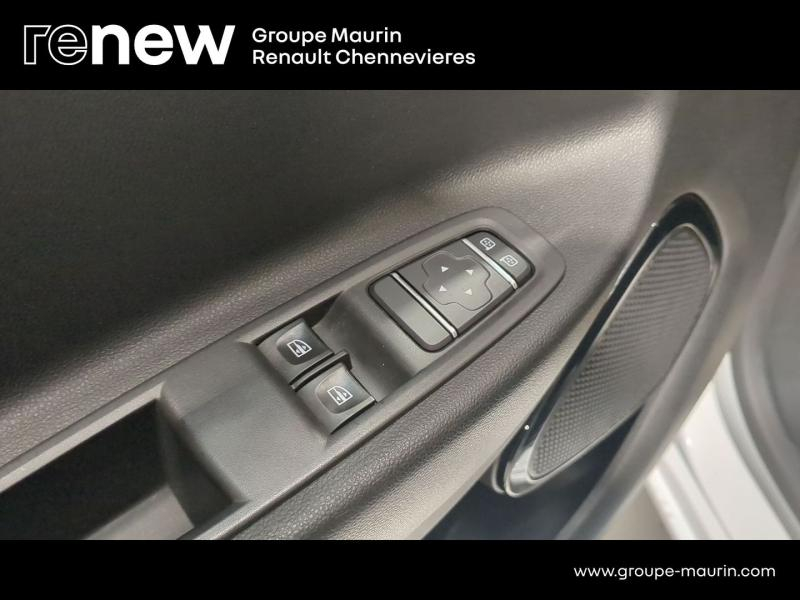 RENAULT Zoe d’occasion à vendre à CHENNEVIÈRES-SUR-MARNE chez ADP - SOVEA 94 (Photo 14)