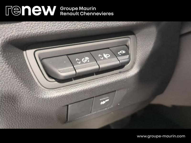 RENAULT Zoe d’occasion à vendre à CHENNEVIÈRES-SUR-MARNE chez ADP - SOVEA 94 (Photo 15)
