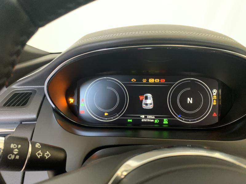 JAGUAR E-Pace d’occasion à vendre à CHENNEVIÈRES-SUR-MARNE chez ADP - SOVEA 94 (Photo 12)