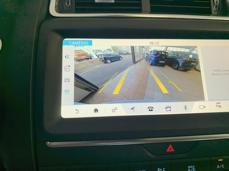 JAGUAR E-Pace d’occasion à vendre à CHENNEVIÈRES-SUR-MARNE chez ADP - SOVEA 94 (Photo 15)
