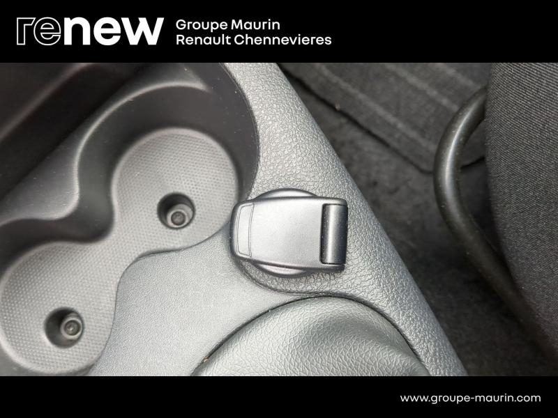 DACIA Sandero d’occasion à vendre à CHENNEVIÈRES-SUR-MARNE chez ADP - SOVEA 94 (Photo 18)
