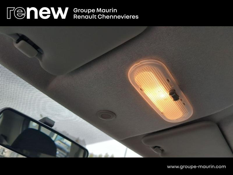 DACIA Sandero d’occasion à vendre à CHENNEVIÈRES-SUR-MARNE chez ADP - SOVEA 94 (Photo 19)