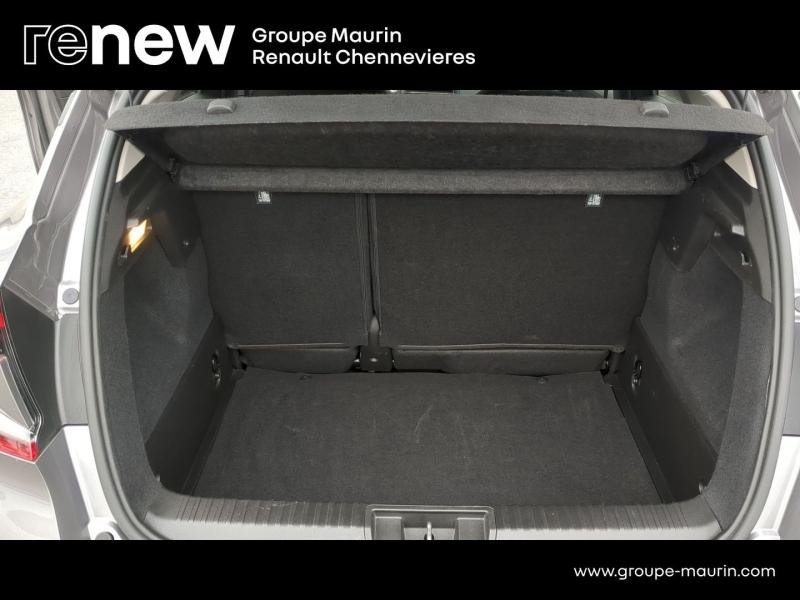 RENAULT Captur d’occasion à vendre à CHENNEVIÈRES-SUR-MARNE chez ADP - SOVEA 94 (Photo 13)