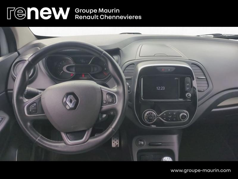 RENAULT Captur d’occasion à vendre à CHENNEVIÈRES-SUR-MARNE chez ADP - SOVEA 94 (Photo 9)