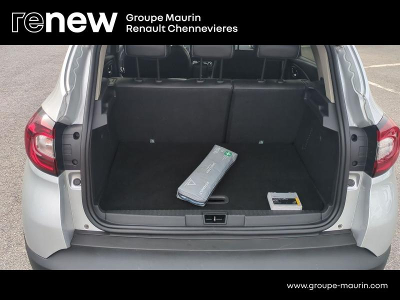 RENAULT Captur d’occasion à vendre à CHENNEVIÈRES-SUR-MARNE chez ADP - SOVEA 94 (Photo 16)