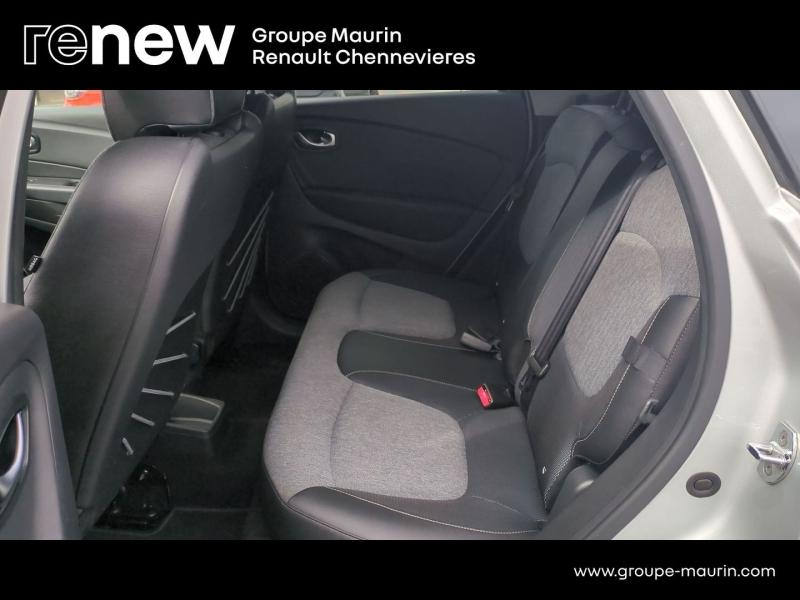 RENAULT Captur d’occasion à vendre à CHENNEVIÈRES-SUR-MARNE chez ADP - SOVEA 94 (Photo 20)