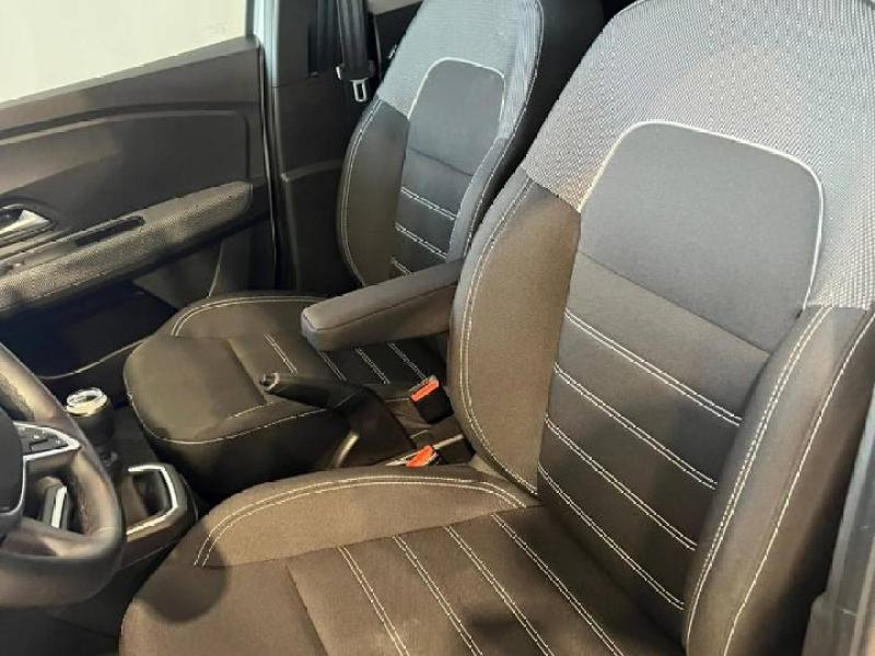 DACIA Sandero d’occasion à vendre à CHENNEVIÈRES-SUR-MARNE chez ADP - SOVEA 94 (Photo 6)