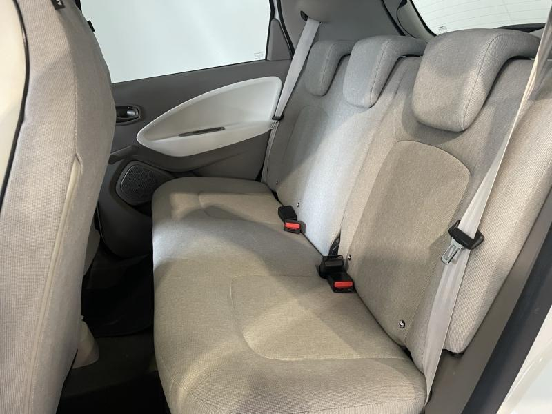 RENAULT Zoe d’occasion à vendre à CHENNEVIÈRES-SUR-MARNE chez ADP - SOVEA 94 (Photo 5)