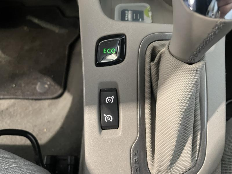 RENAULT Zoe d’occasion à vendre à CHENNEVIÈRES-SUR-MARNE chez ADP - SOVEA 94 (Photo 17)