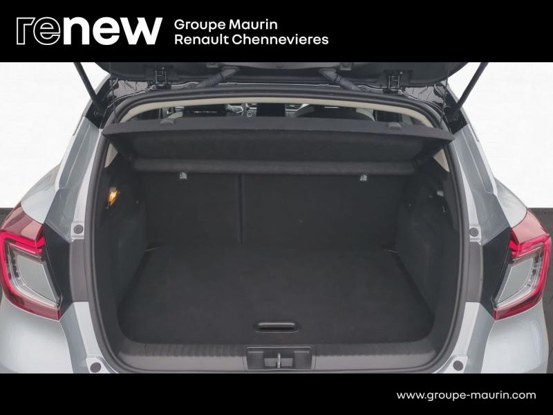 RENAULT Captur d’occasion à vendre à CHENNEVIÈRES-SUR-MARNE chez ADP - SOVEA 94 (Photo 16)