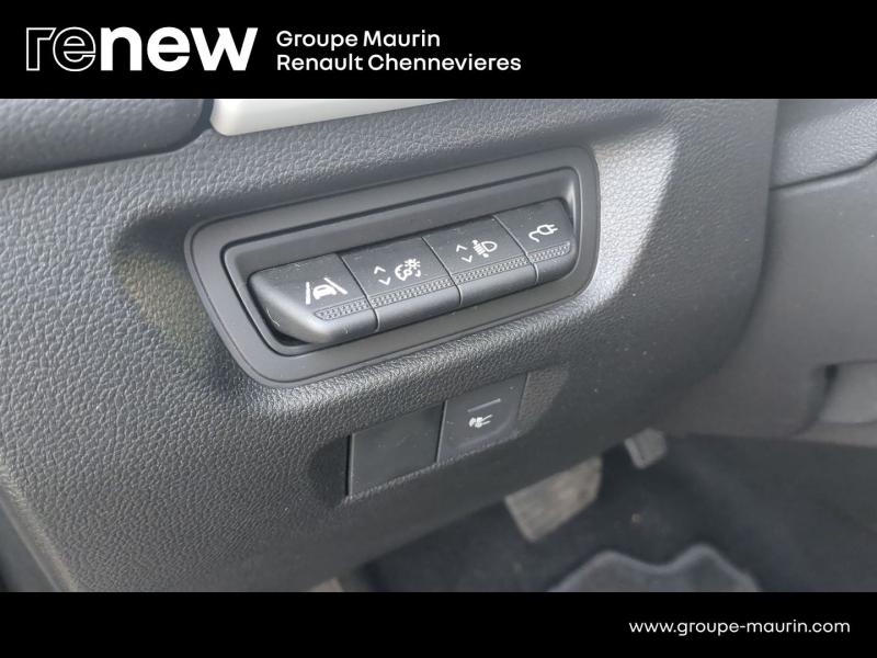 RENAULT Zoe d’occasion à vendre à CHENNEVIÈRES-SUR-MARNE chez ADP - SOVEA 94 (Photo 14)