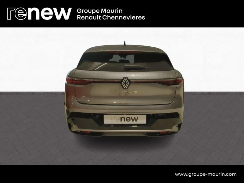 RENAULT Megane d’occasion à vendre à CHENNEVIÈRES-SUR-MARNE chez ADP - SOVEA 94 (Photo 6)