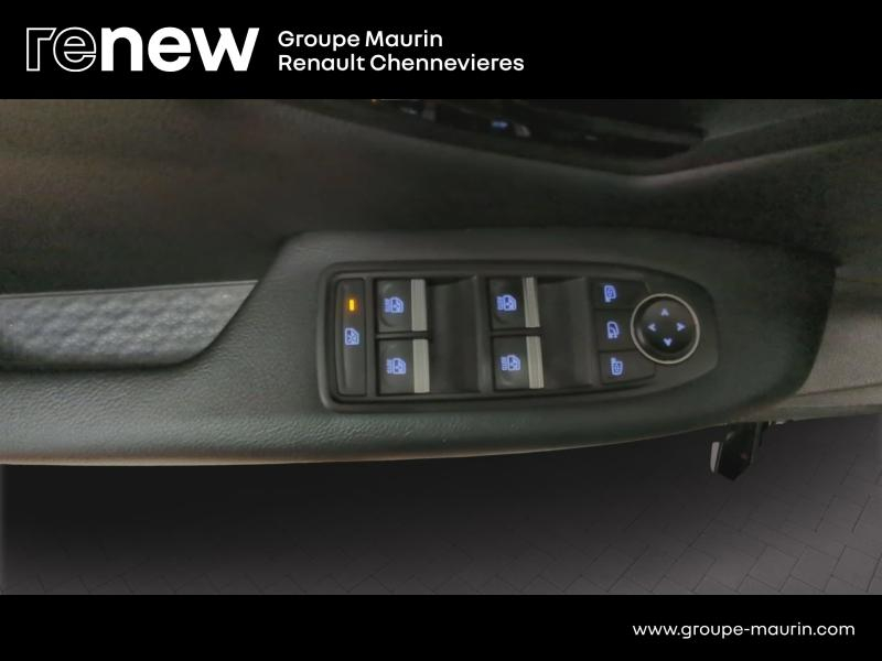 RENAULT Megane d’occasion à vendre à CHENNEVIÈRES-SUR-MARNE chez ADP - SOVEA 94 (Photo 9)