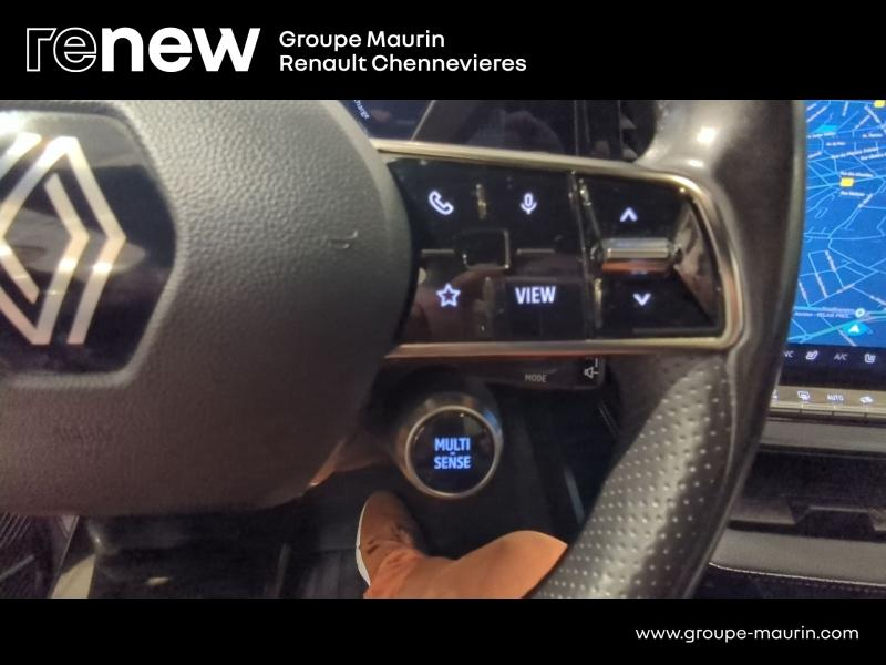 RENAULT Megane d’occasion à vendre à CHENNEVIÈRES-SUR-MARNE chez ADP - SOVEA 94 (Photo 15)