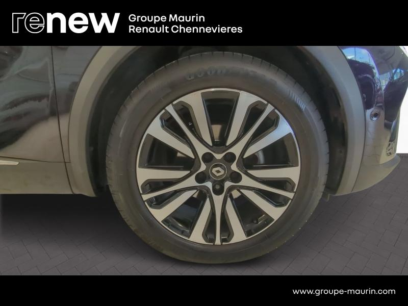 RENAULT Captur d’occasion à vendre à CHENNEVIÈRES-SUR-MARNE chez ADP - SOVEA 94 (Photo 4)