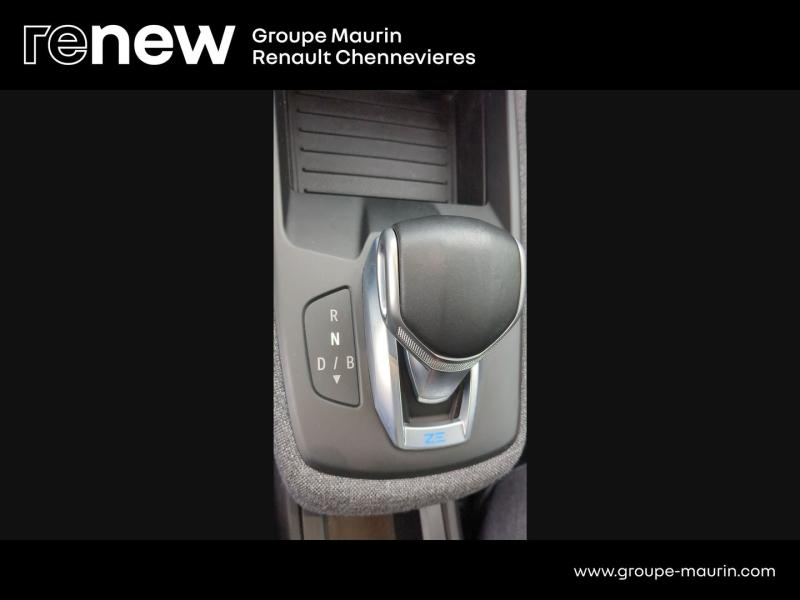 RENAULT Zoe d’occasion à vendre à CHENNEVIÈRES-SUR-MARNE chez ADP - SOVEA 94 (Photo 17)