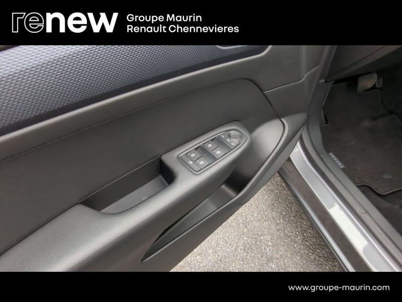 RENAULT Arkana d’occasion à vendre à CHENNEVIÈRES-SUR-MARNE chez ADP - SOVEA 94 (Photo 14)
