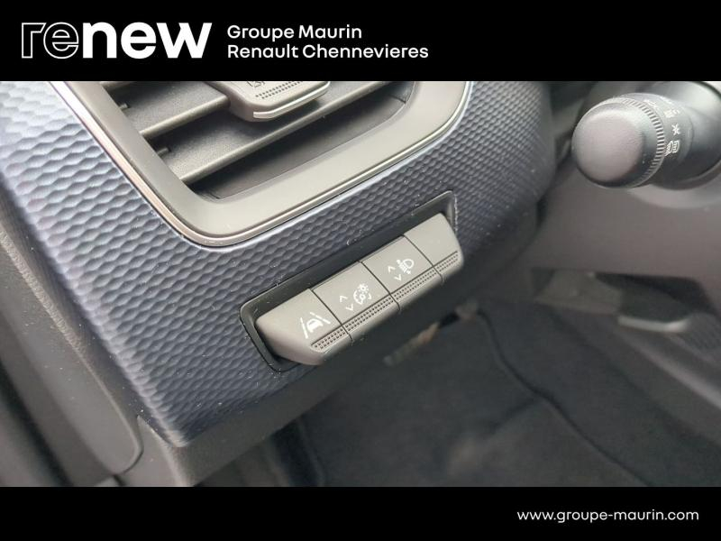 RENAULT Arkana d’occasion à vendre à CHENNEVIÈRES-SUR-MARNE chez ADP - SOVEA 94 (Photo 15)