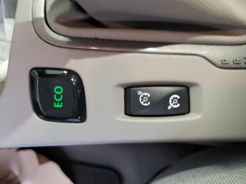 RENAULT Zoe d’occasion à vendre à CHENNEVIÈRES-SUR-MARNE chez ADP - SOVEA 94 (Photo 13)