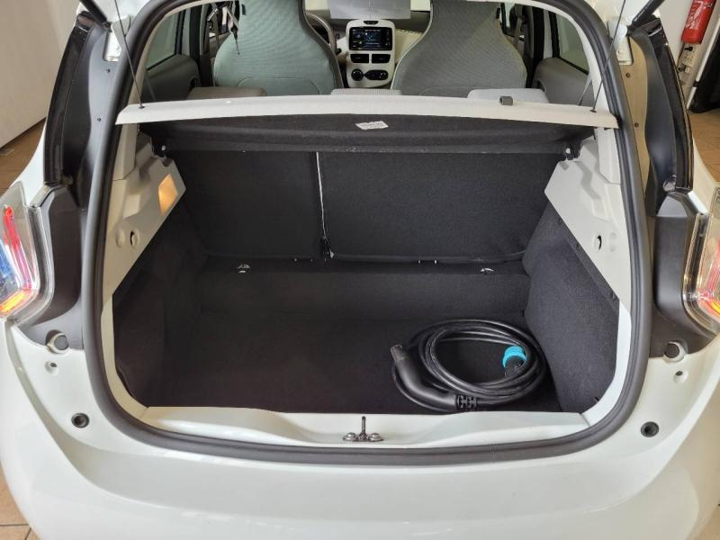 RENAULT Zoe d’occasion à vendre à CHENNEVIÈRES-SUR-MARNE chez ADP - SOVEA 94 (Photo 14)