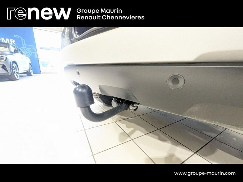 DACIA Duster d’occasion à vendre à CHENNEVIÈRES-SUR-MARNE chez ADP - SOVEA 94 (Photo 15)