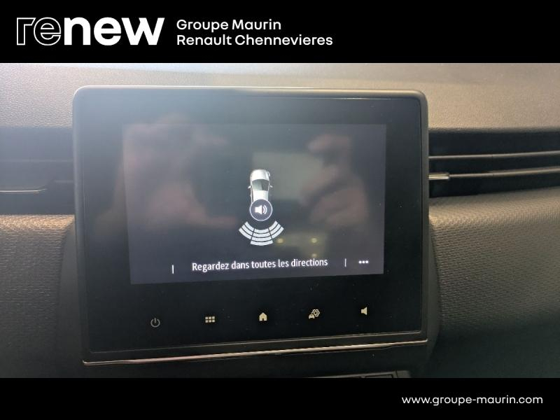 agency.seo.links.detann.title RENAULT Clio d’occasion à vendre à CHENNEVIÈRES-SUR-MARNE chez ADP - SOVEA 94 (Photo 20)