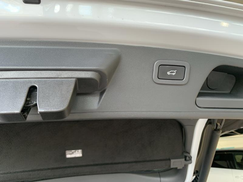 JAGUAR E-Pace d’occasion à vendre à CHENNEVIÈRES-SUR-MARNE chez ADP - SOVEA 94 (Photo 10)