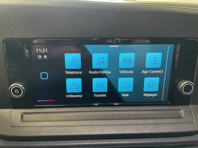 VOLKSWAGEN Caddy d’occasion à vendre à CHENNEVIÈRES-SUR-MARNE chez ADP - SOVEA 94 (Photo 18)