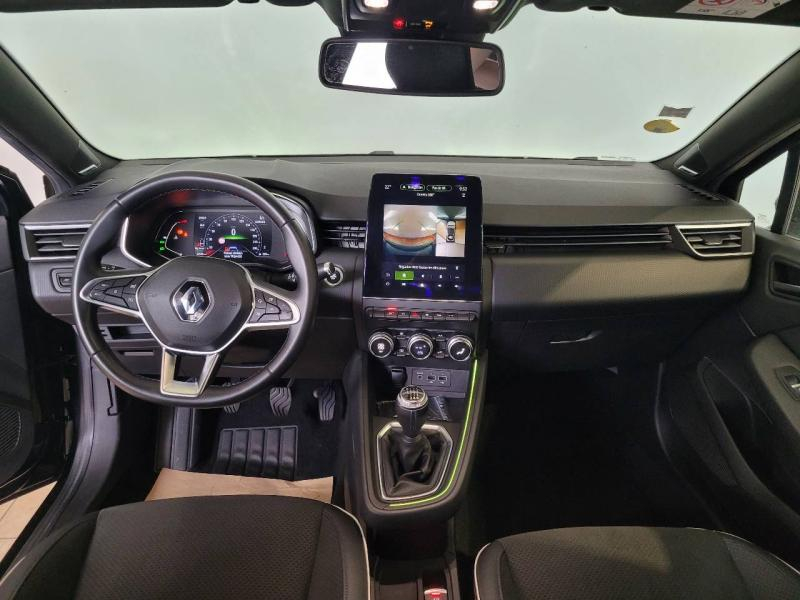 RENAULT Clio d’occasion à vendre à CHENNEVIÈRES-SUR-MARNE chez ADP - SOVEA 94 (Photo 5)