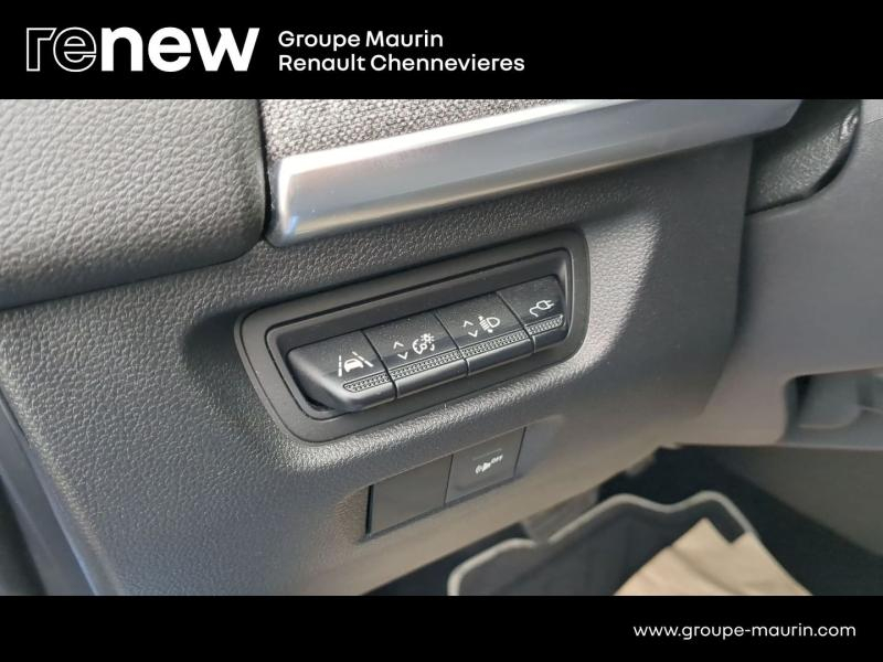 RENAULT Zoe d’occasion à vendre à CHENNEVIÈRES-SUR-MARNE chez ADP - SOVEA 94 (Photo 16)