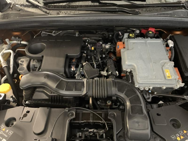 RENAULT Captur d’occasion à vendre à CHENNEVIÈRES-SUR-MARNE chez ADP - SOVEA 94 (Photo 6)