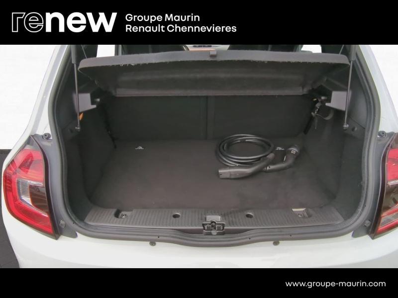 RENAULT Twingo d’occasion à vendre à CHENNEVIÈRES-SUR-MARNE chez ADP - SOVEA 94 (Photo 16)