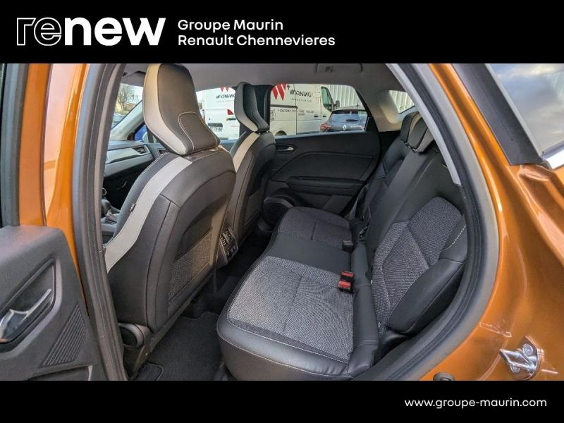 RENAULT Captur d’occasion à vendre à CHENNEVIÈRES-SUR-MARNE chez ADP - SOVEA 94 (Photo 10)