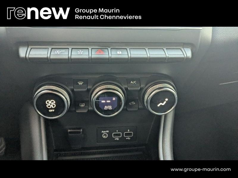 RENAULT Captur d’occasion à vendre à CHENNEVIÈRES-SUR-MARNE chez ADP - SOVEA 94 (Photo 18)