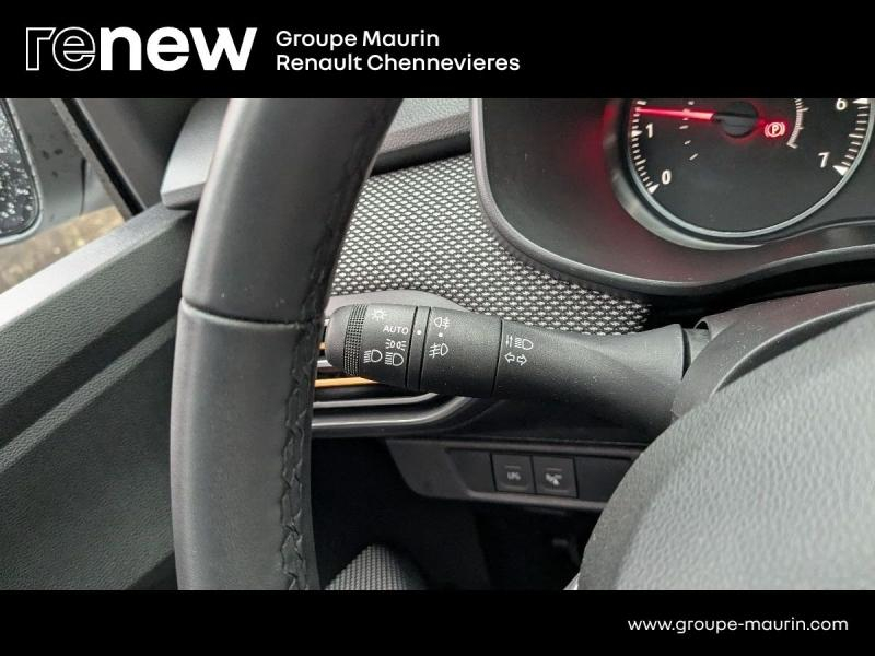 DACIA Sandero d’occasion à vendre à CHENNEVIÈRES-SUR-MARNE chez ADP - SOVEA 94 (Photo 17)