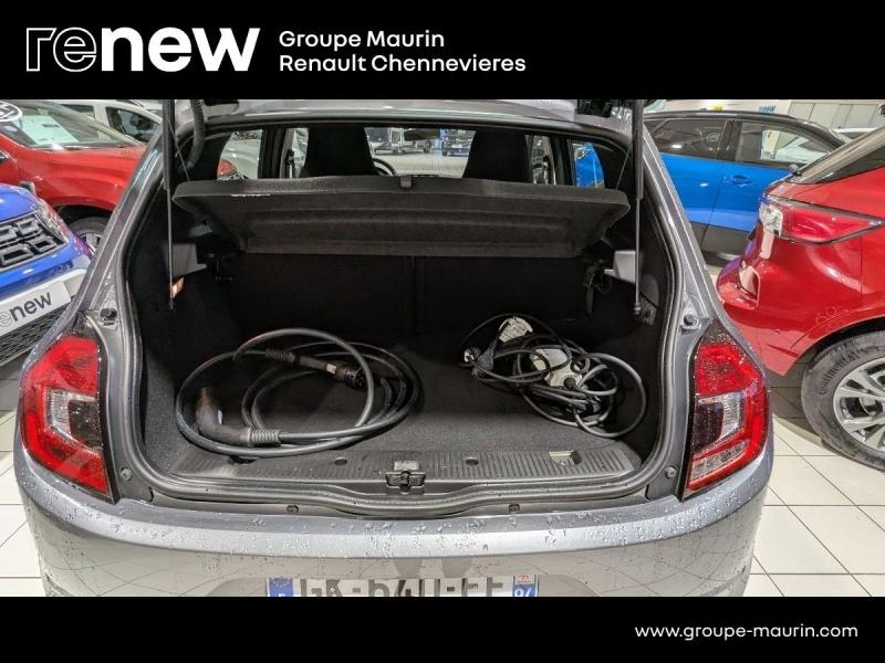 RENAULT Twingo d’occasion à vendre à CHENNEVIÈRES-SUR-MARNE chez ADP - SOVEA 94 (Photo 12)