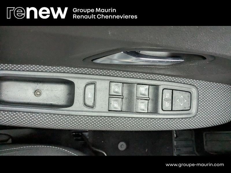 DACIA Sandero d’occasion à vendre à CHENNEVIÈRES-SUR-MARNE chez ADP - SOVEA 94 (Photo 18)