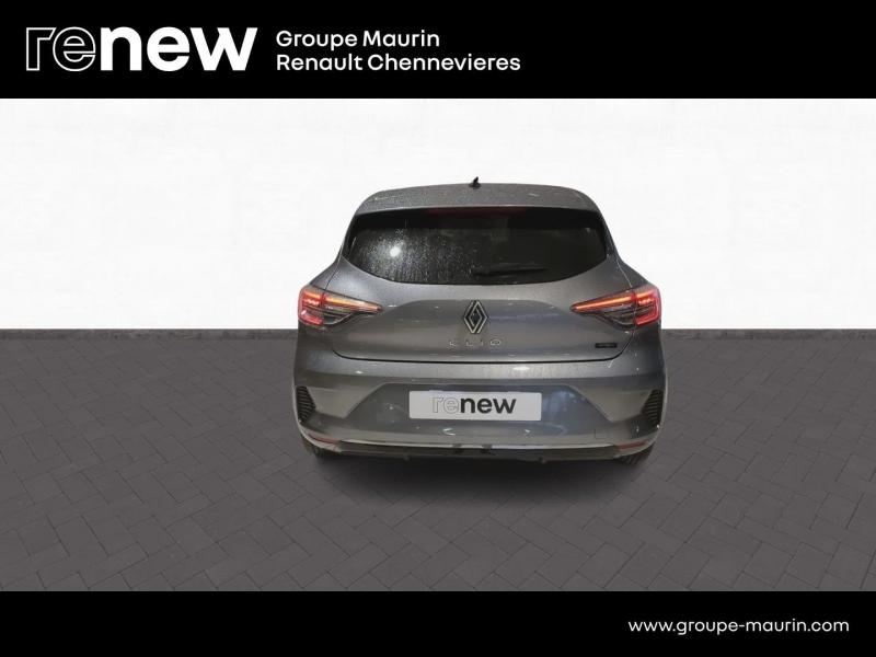 RENAULT Clio d’occasion à vendre à CHENNEVIÈRES-SUR-MARNE chez ADP - SOVEA 94 (Photo 6)