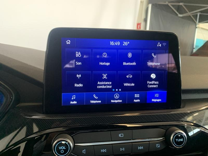 FORD Kuga d’occasion à vendre à CHENNEVIÈRES-SUR-MARNE chez ADP - SOVEA 94 (Photo 13)