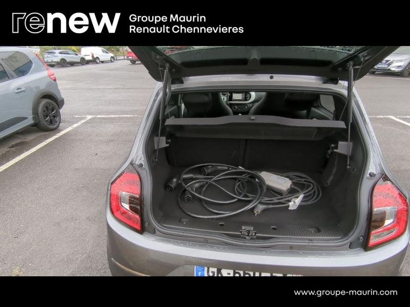 RENAULT Twingo d’occasion à vendre à CHENNEVIÈRES-SUR-MARNE chez ADP - SOVEA 94 (Photo 15)
