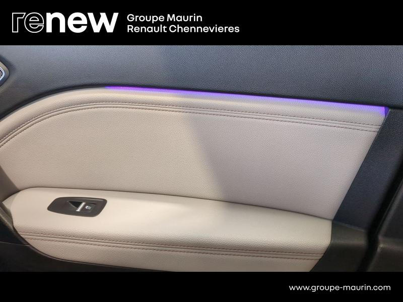 RENAULT Captur d’occasion à vendre à CHENNEVIÈRES-SUR-MARNE chez ADP - SOVEA 94 (Photo 19)