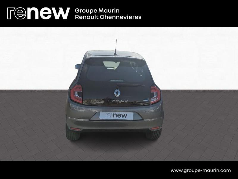 RENAULT Twingo d’occasion à vendre à CHENNEVIÈRES-SUR-MARNE chez ADP - SOVEA 94 (Photo 8)