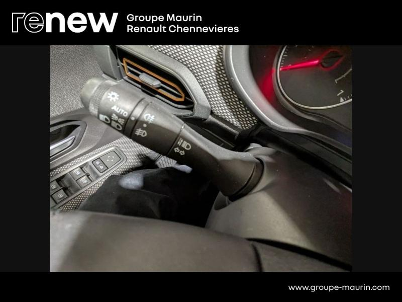 DACIA Sandero d’occasion à vendre à CHENNEVIÈRES-SUR-MARNE chez ADP - SOVEA 94 (Photo 19)
